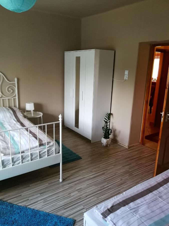Zso-Ze Apartman Tiszafüred エクステリア 写真