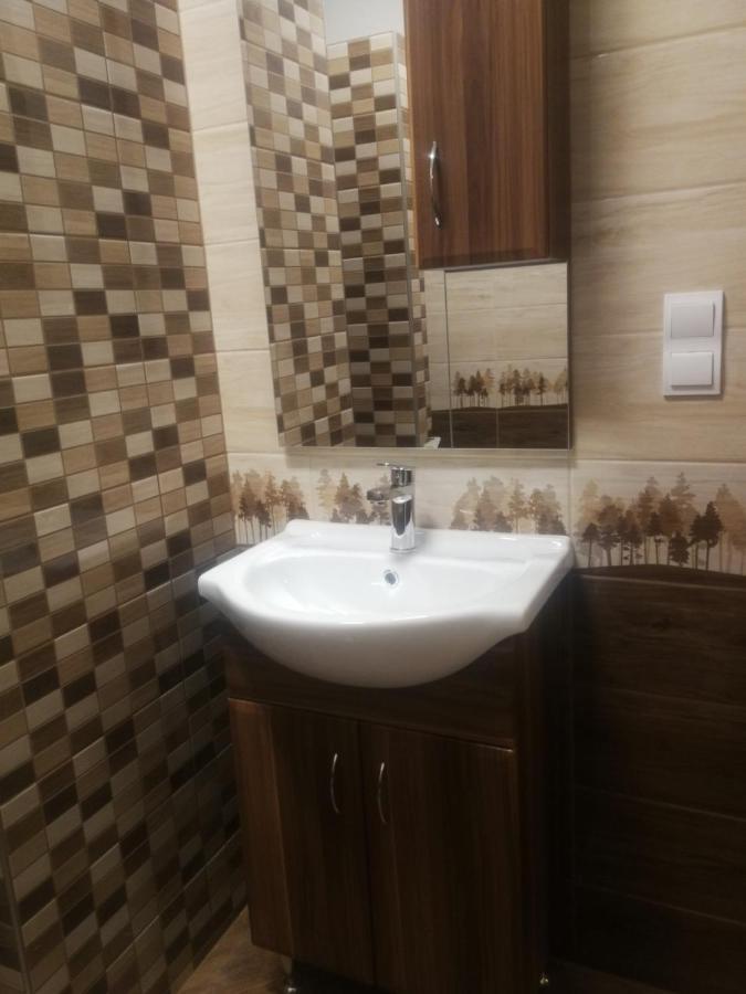Zso-Ze Apartman Tiszafüred エクステリア 写真