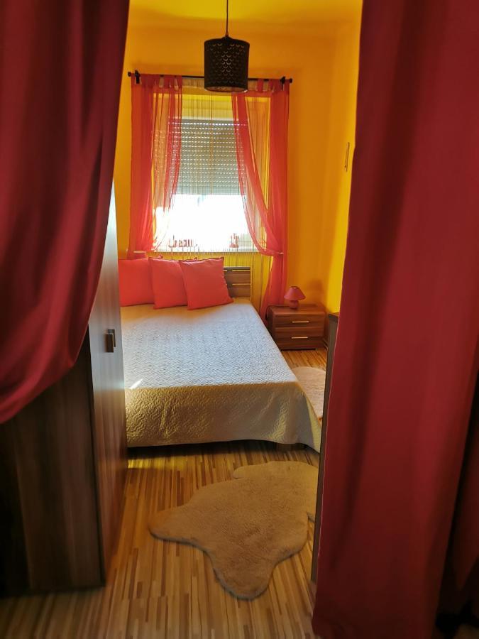 Zso-Ze Apartman Tiszafüred エクステリア 写真